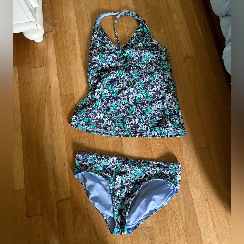 Athleta bathing suit